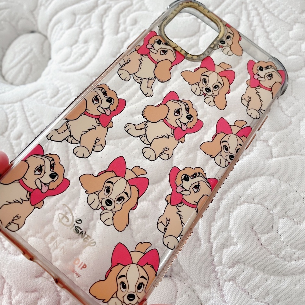 SkinnyDip Lady phonecase